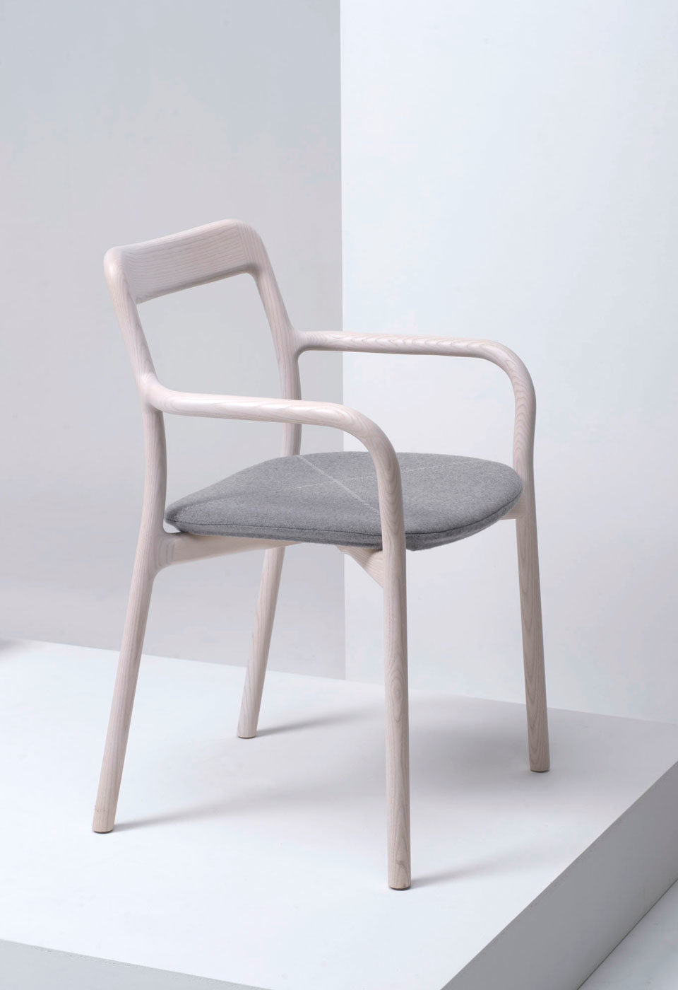 华体会体育官方在线官网 - 坐具|餐椅|办公家具|华体会体育官方在线官网家具|布兰卡餐椅